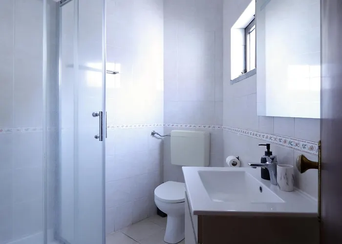 Portuguesa بيت ضيافة Alpiarça